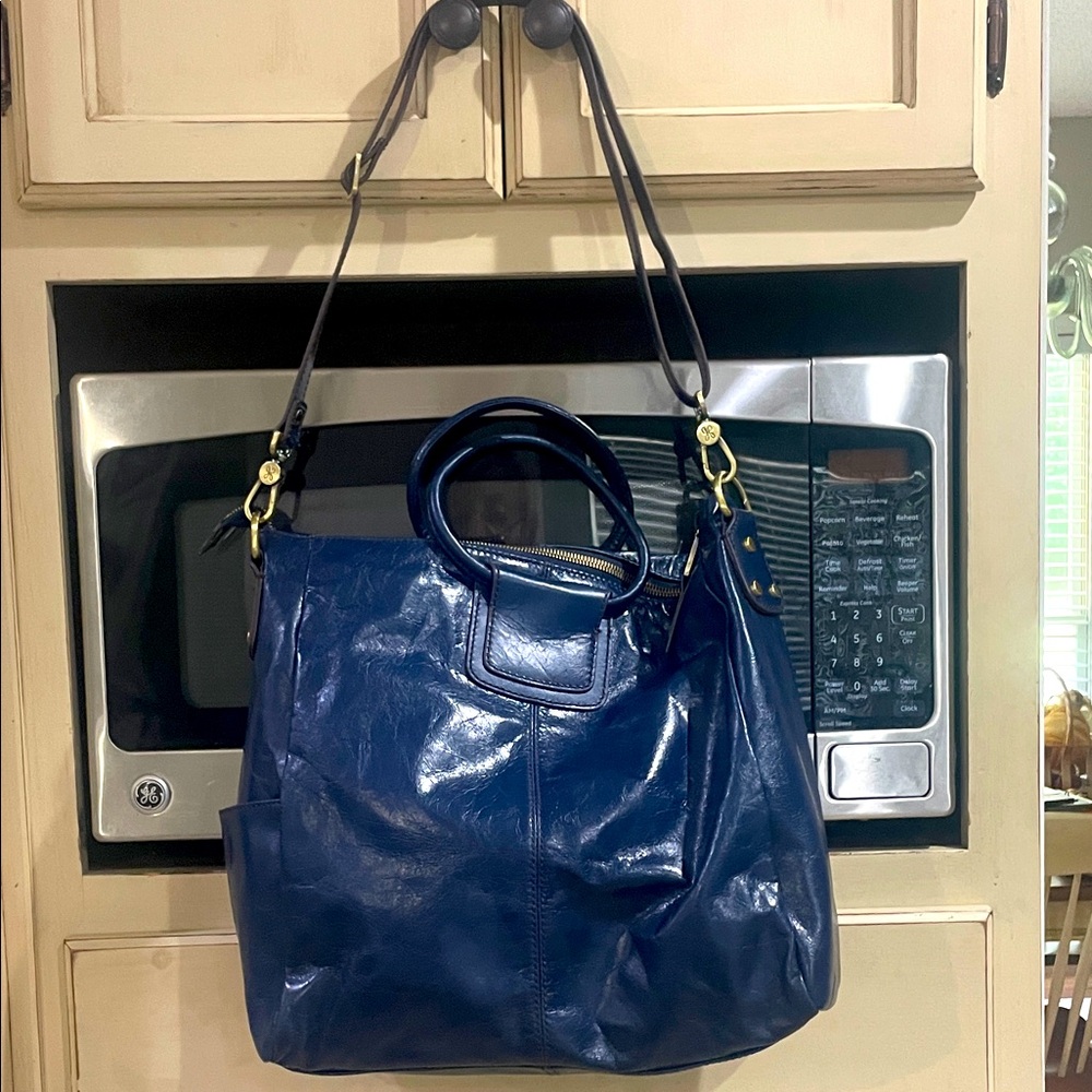Hobo Elegant Blue Leather Shoulder Bag